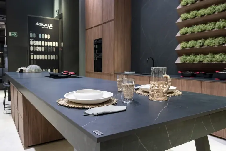 Allure Black de Ascale aplicado en un proyecto real — imagen 4