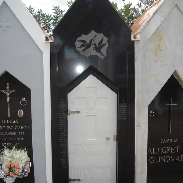 Lápida de panteón — imagen 2