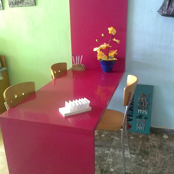 Mesa y frontal — imagen 2