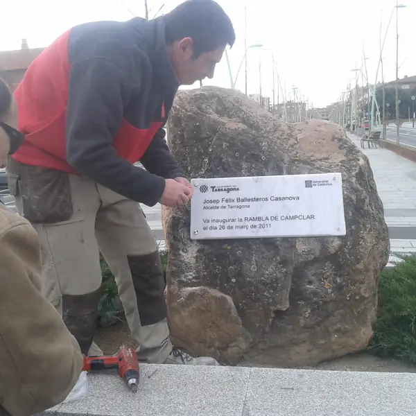 Placa en piedra