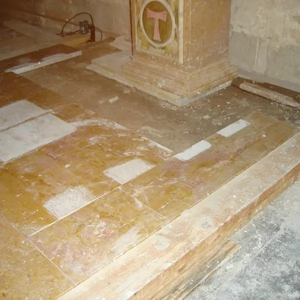 Restauración en catedral